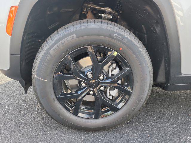 2026 Jeep Grand Cherokee Altitude 4x2
