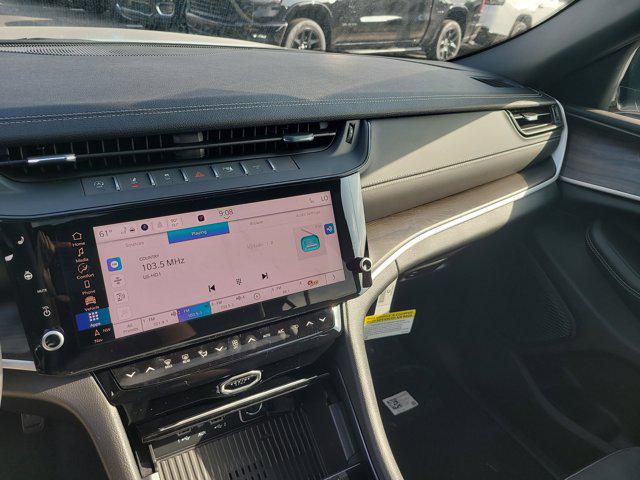2026 Jeep Grand Cherokee Altitude 4x2