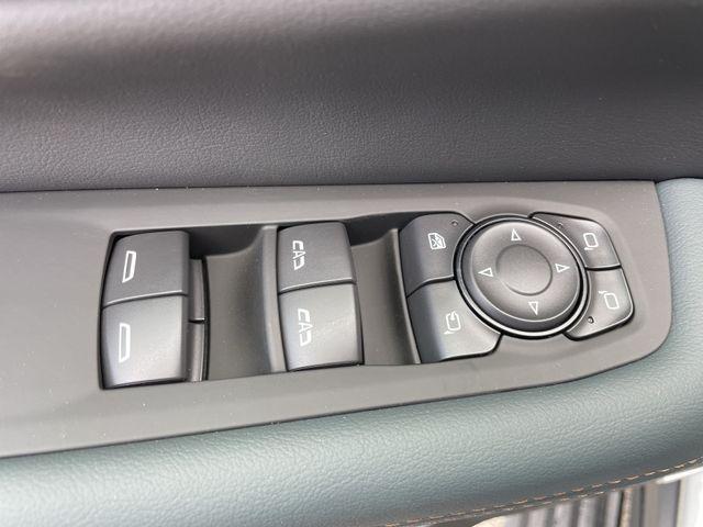 2026 GMC Yukon 4WD AT4