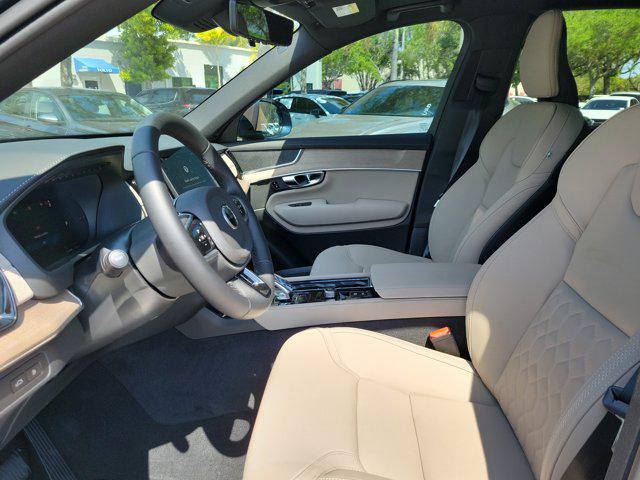 2026 Volvo XC90 Plug-In Hybrid Core, T8 AWD, Electric/Gasoline, Bright, 7 Seats