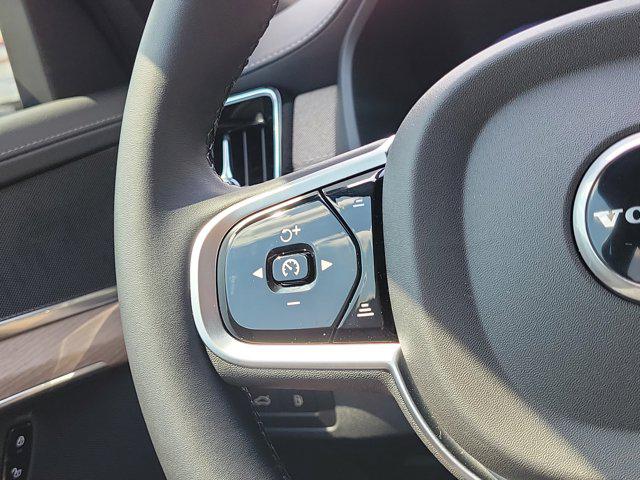 2026 Volvo XC90 Plug-In Hybrid Core, T8 AWD, Electric/Gasoline, Bright, 7 Seats