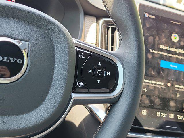 2026 Volvo XC90 Plug-In Hybrid Core, T8 AWD, Electric/Gasoline, Bright, 7 Seats