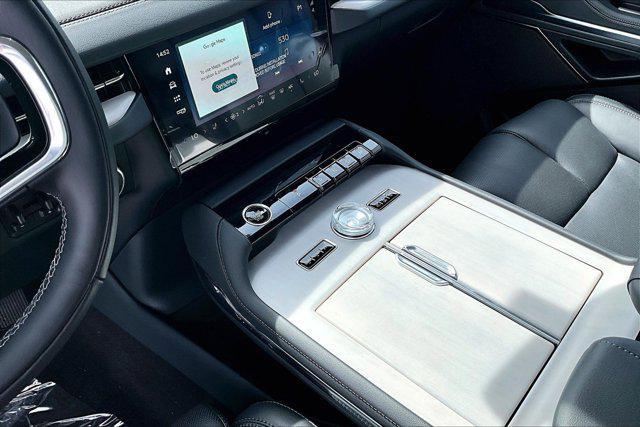 2026 Lincoln Navigator Premiere L