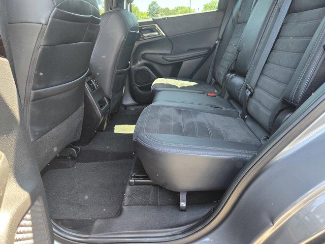 2023 Mitsubishi Outlander SE Black Edition 2WD