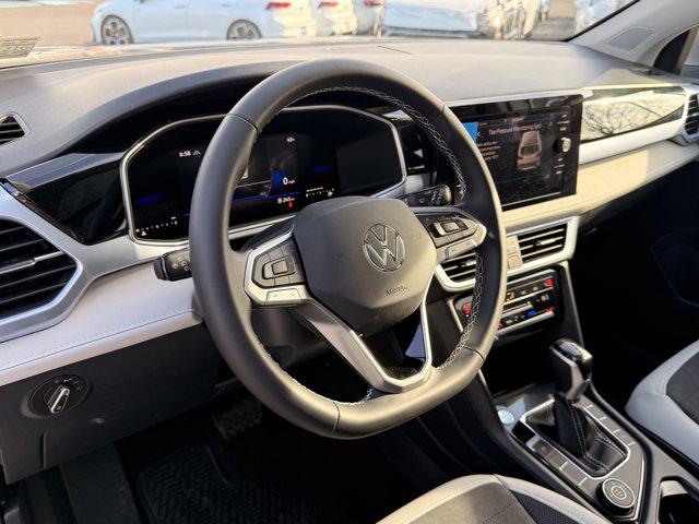 2026 Volkswagen Taos SE