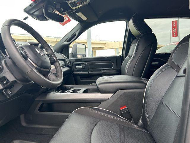 2025 Ram 3500 Laramie Crew Cab 4x4 8' Box