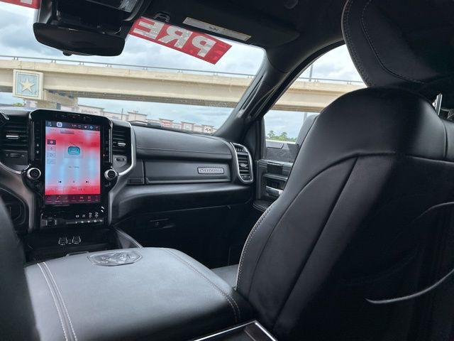 2025 Ram 3500 Laramie Crew Cab 4x4 8' Box