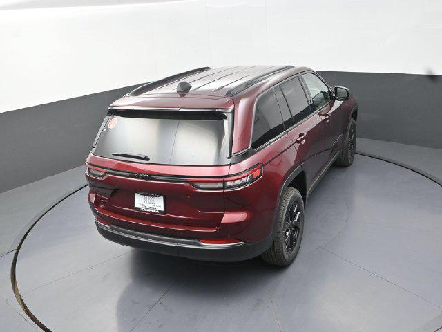 2026 Jeep Grand Cherokee Altitude 4x4