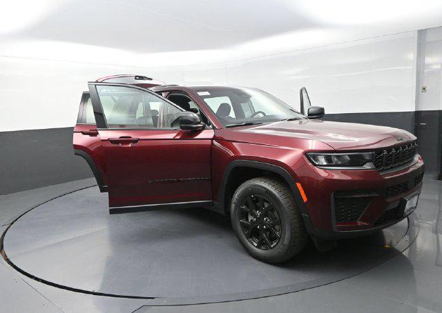 2026 Jeep Grand Cherokee Altitude 4x4