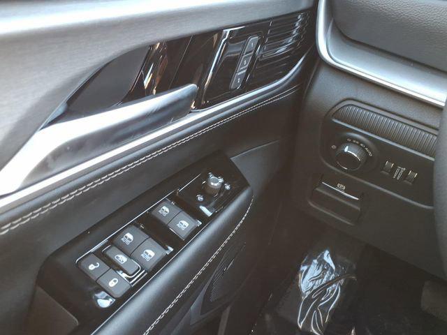 2026 Jeep Grand Wagoneer Limited Altitude 4x4