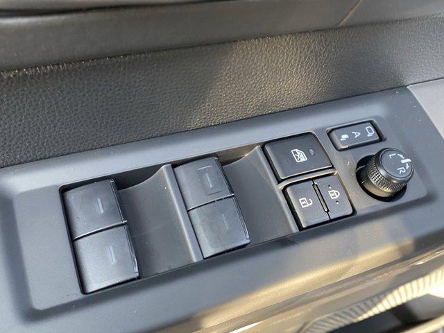 2026 Toyota Tundra Platinum CrewMax 5.5' Bed