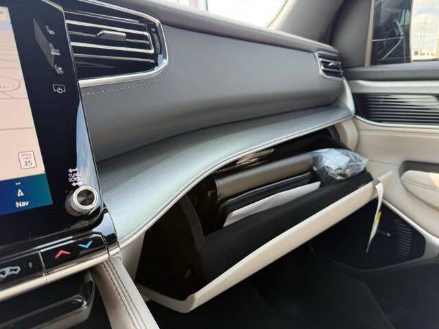 2026 Jeep Grand Wagoneer Limited Reserve 4x4