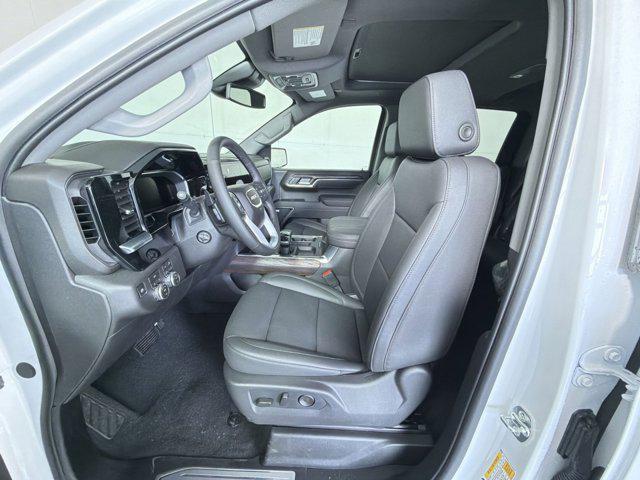 2026 GMC Sierra 1500 Crew Cab, Short Bed, SLT, 4WD