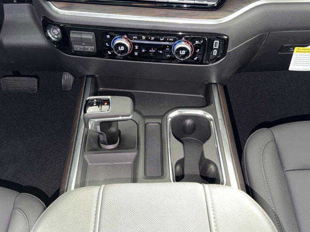 2026 GMC Sierra 1500 Crew Cab, Short Bed, SLT, 4WD