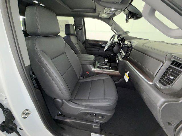2026 GMC Sierra 1500 Crew Cab, Short Bed, SLT, 4WD