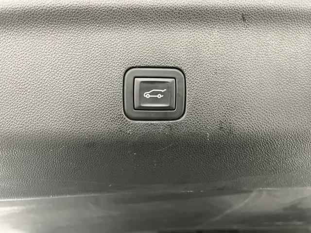 2025 Chevrolet Suburban 4WD Premier