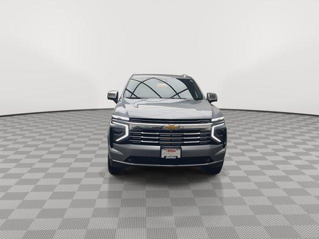 2025 Chevrolet Suburban 4WD Premier
