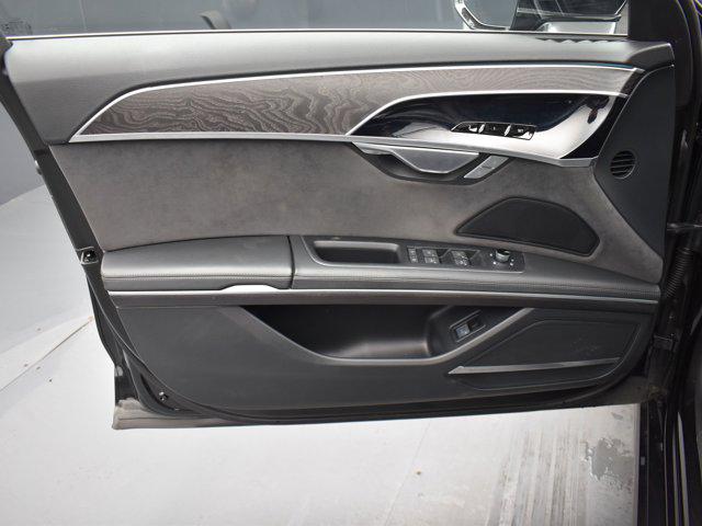 2022 Audi A8 L 55 TFSI quattro Tiptronic
