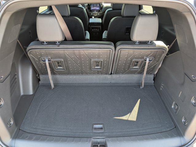 2023 Chevrolet Traverse AWD LT Leather
