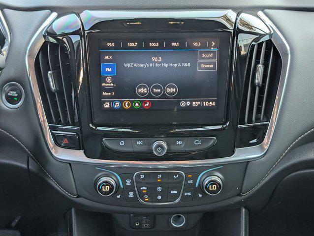 2023 Chevrolet Traverse AWD LT Leather