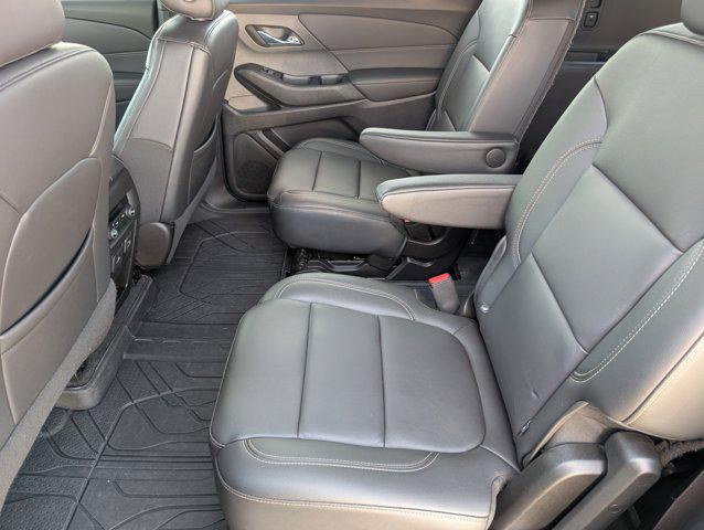 2023 Chevrolet Traverse AWD LT Leather