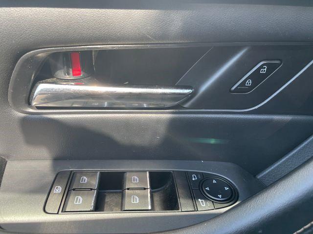 2024 Mazda X-90 3.3 Turbo Premium