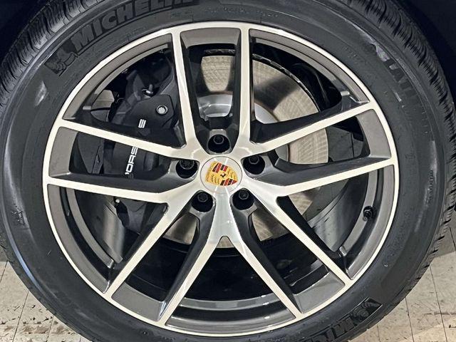2026 Porsche Macan Unknown