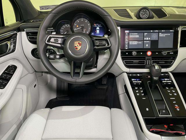 2026 Porsche Macan Unknown