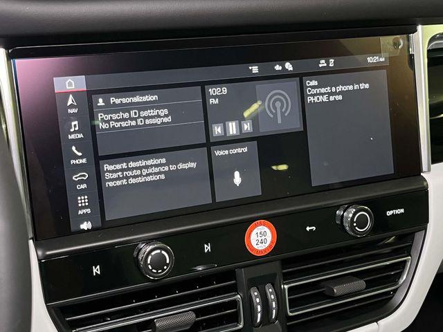 2026 Porsche Macan Unknown