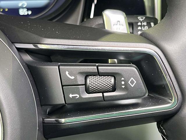 2026 Porsche Macan Unknown
