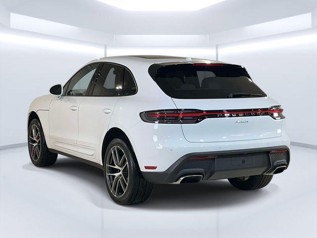 2026 Porsche Macan Unknown