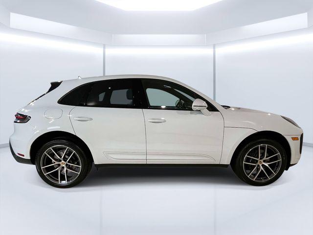 2026 Porsche Macan Unknown