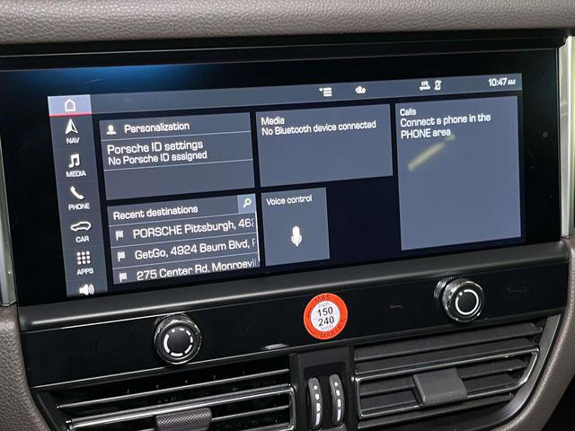 2025 Porsche Macan Unknown