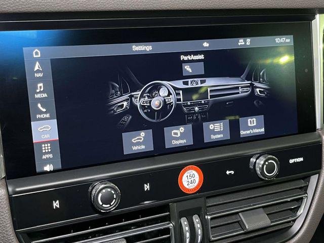 2025 Porsche Macan Unknown
