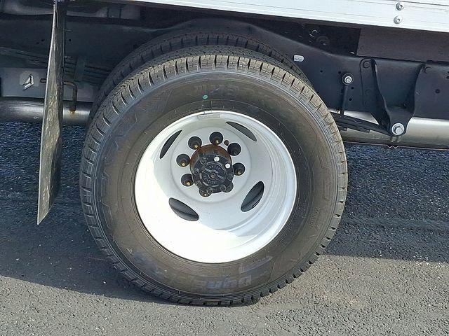 2026 Ford E-350 Cutaway 2026 FORD E-350 CUTAWAY CHASSIS 2DR 138 WB HD