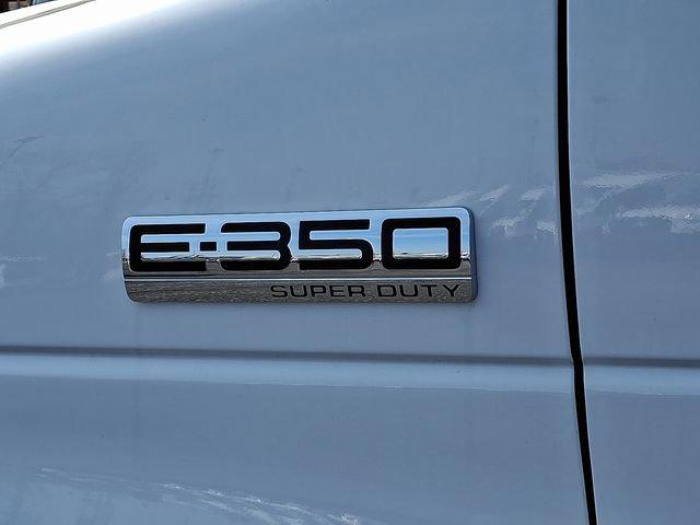 2026 Ford E-350 Cutaway 2026 FORD E-350 CUTAWAY CHASSIS 2DR 138 WB HD