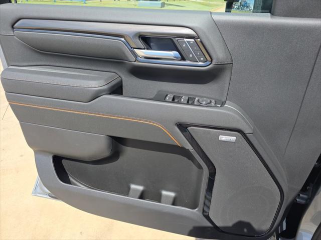 2026 GMC Sierra 2500HD Crew Cab, Standard Bed, AT4, 4WD