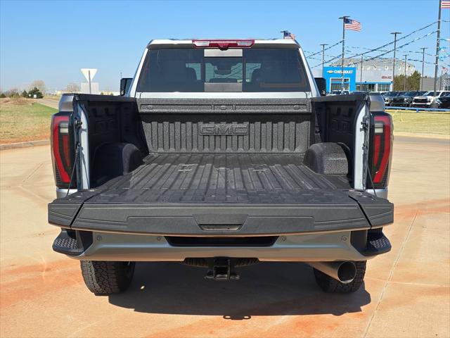2026 GMC Sierra 2500HD Crew Cab, Standard Bed, AT4, 4WD