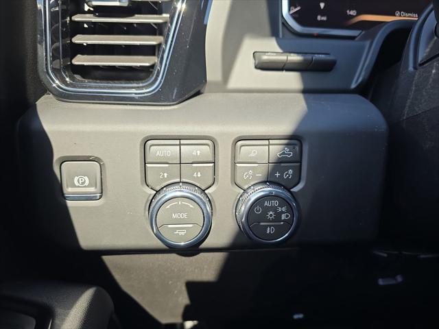 2026 GMC Sierra 2500HD Crew Cab, Standard Bed, AT4, 4WD