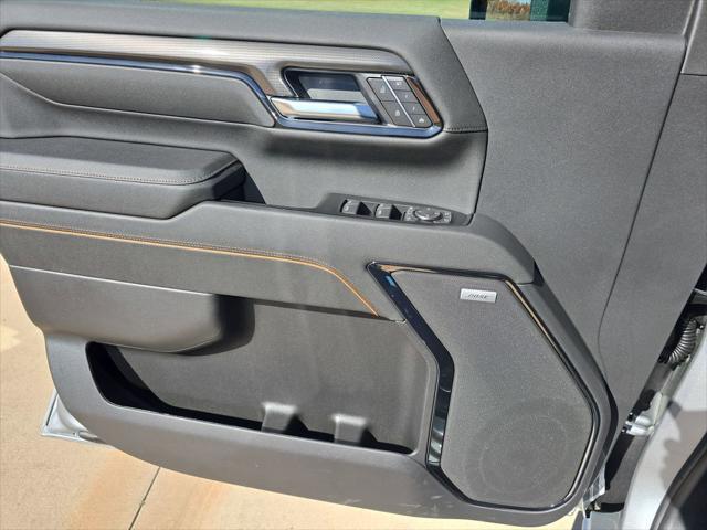 2026 GMC Sierra 2500HD Crew Cab, Standard Bed, AT4, 4WD