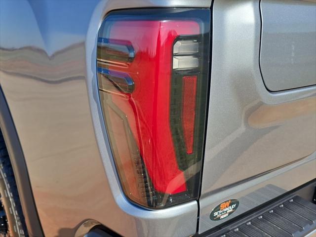 2026 GMC Sierra 2500HD Crew Cab, Standard Bed, AT4, 4WD