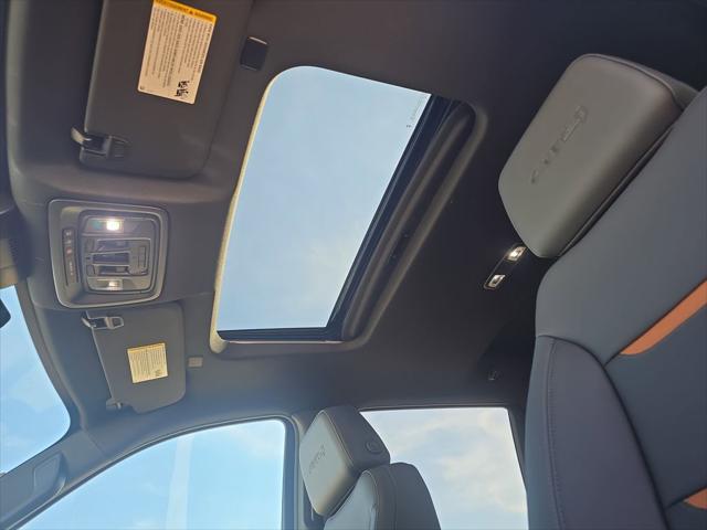 2026 GMC Sierra 2500HD Crew Cab, Standard Bed, AT4, 4WD