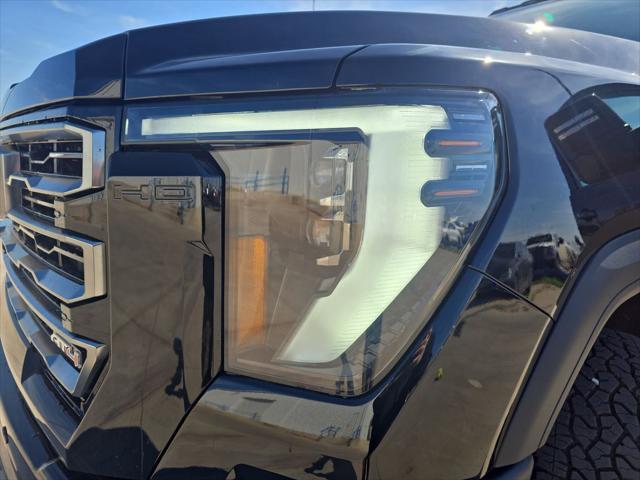 2026 GMC Sierra 2500HD Crew Cab, Standard Bed, AT4, 4WD