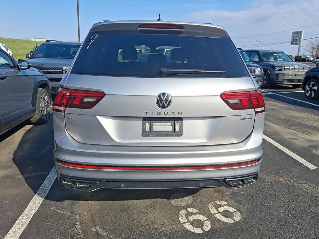2022 Volkswagen Tiguan 2.0T SE R-Line Black