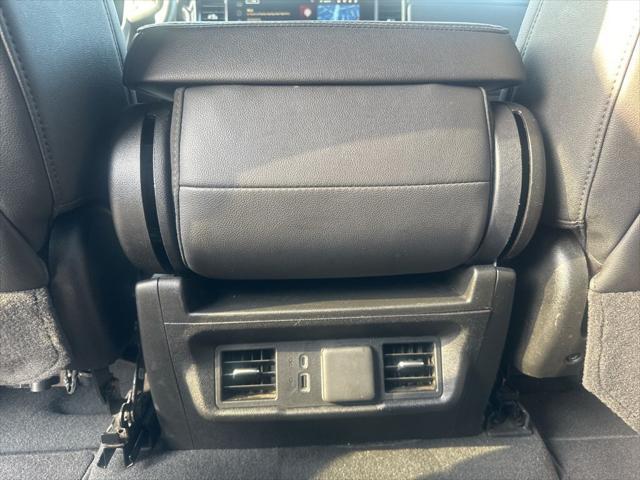 2025 GMC Sierra 1500 4WD Crew Cab Short Box SLT