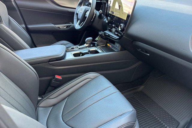 2026 Lexus NX F SPORT Handling