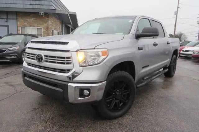 2017 Toyota Tundra SR5 5.7L V8 for sale in Wickliffe, OH