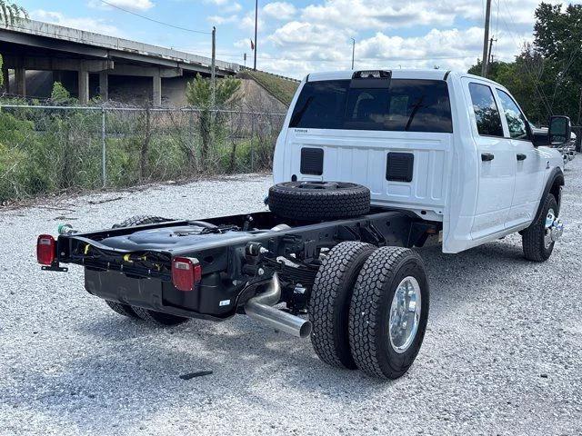 2026 RAM 3500 Chassis RAM 3500 TRADESMAN CREW CAB CHASSIS 4X4 60 CA