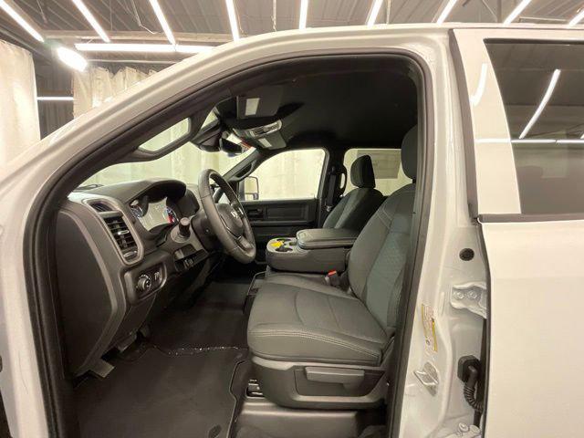 2026 Ram 2500 Black Express Crew Cab 4x4 6'4" Box