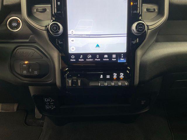 2026 Ram 2500 Black Express Crew Cab 4x4 6'4" Box